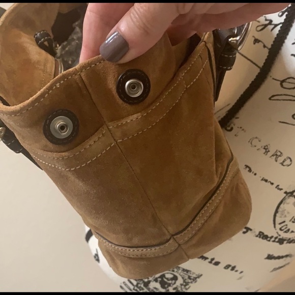π€ Authentic Coach Suede Satchel Bag Purse - Great Condition π€ - Picture 5 of 11